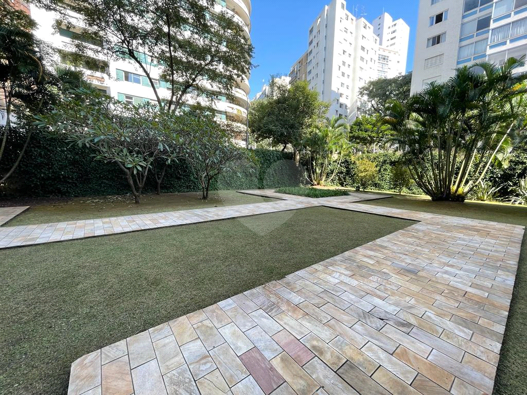 Apartamento à venda com 3 quartos, 275m² - Foto 54