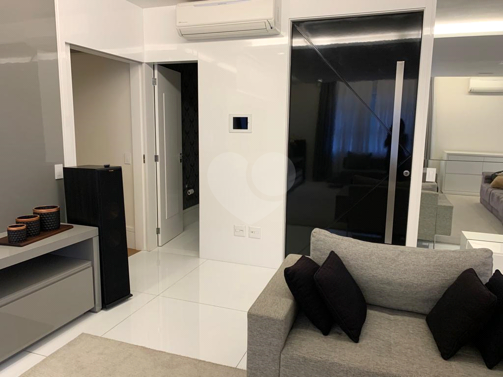 Apartamento à venda com 3 quartos, 275m² - Foto 44