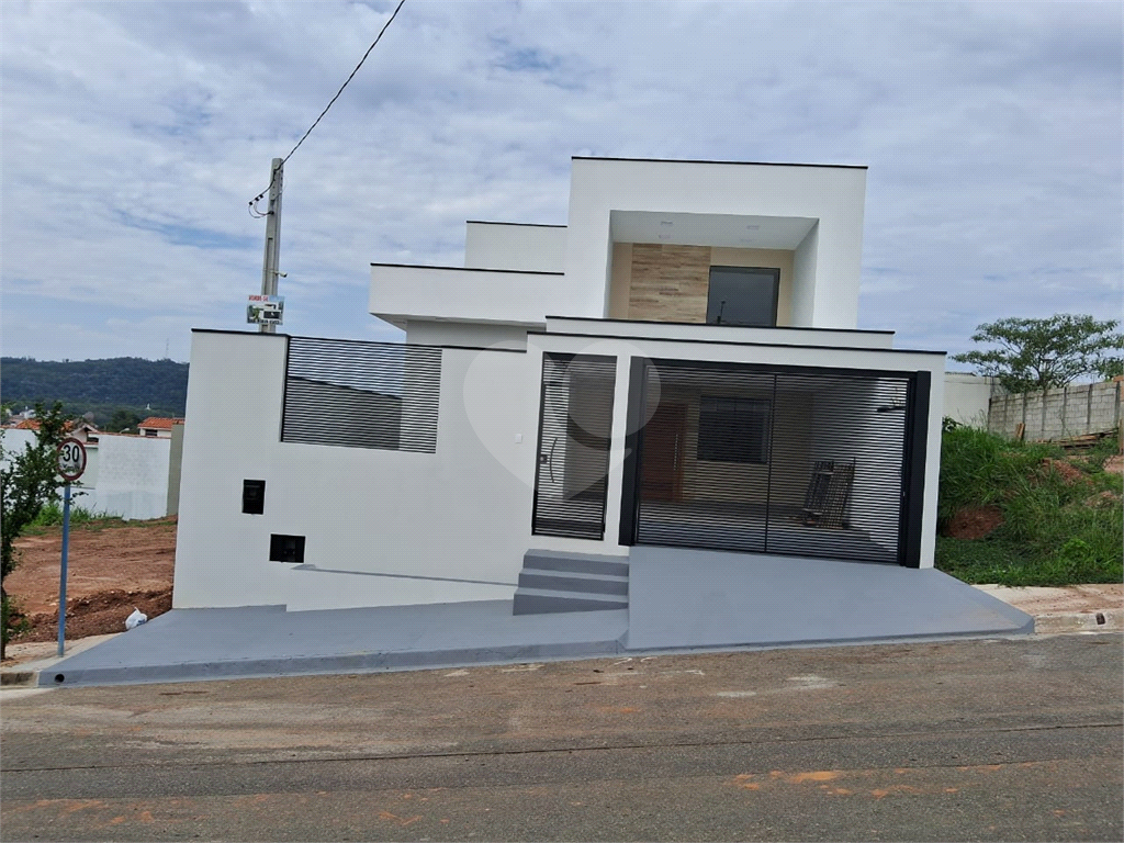 Casa à venda com 3 quartos, 150m² - Foto 3