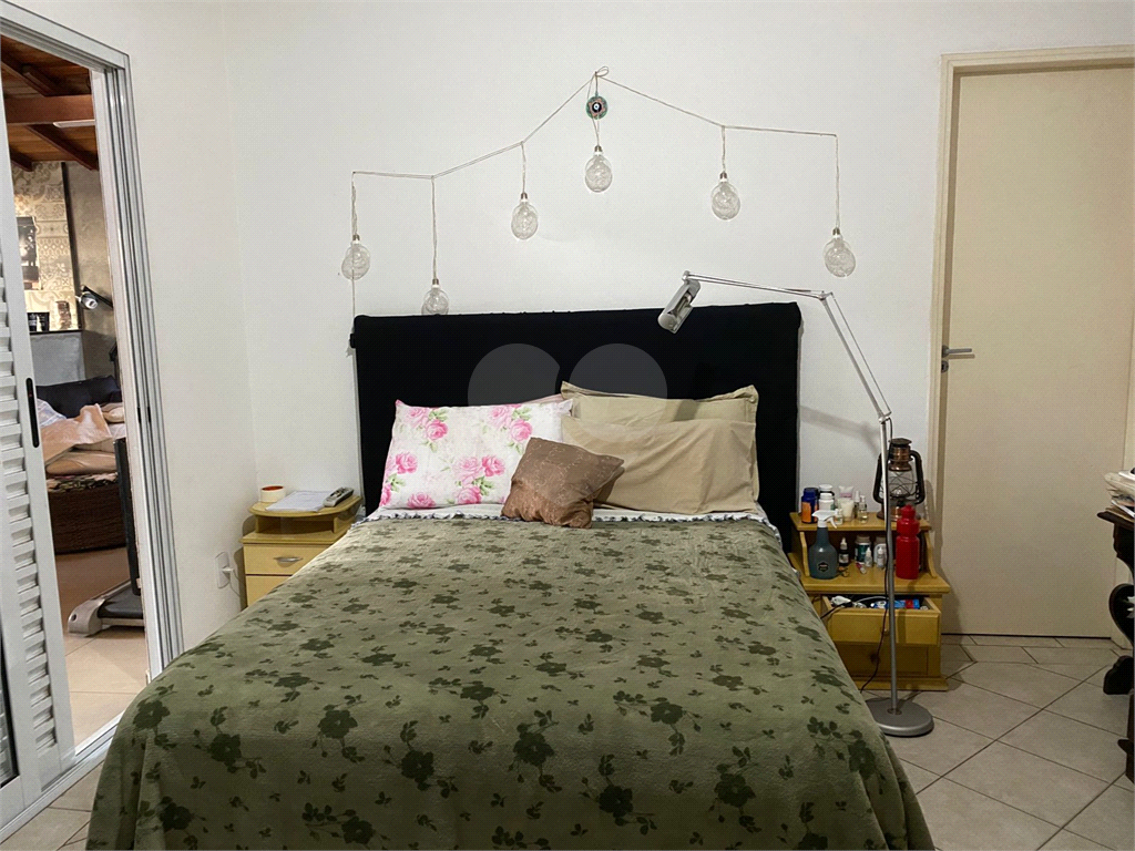 Casa de Condomínio à venda com 3 quartos, 231m² - Foto 20
