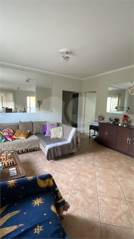Casa de Condomínio à venda com 3 quartos, 231m² - Foto 8