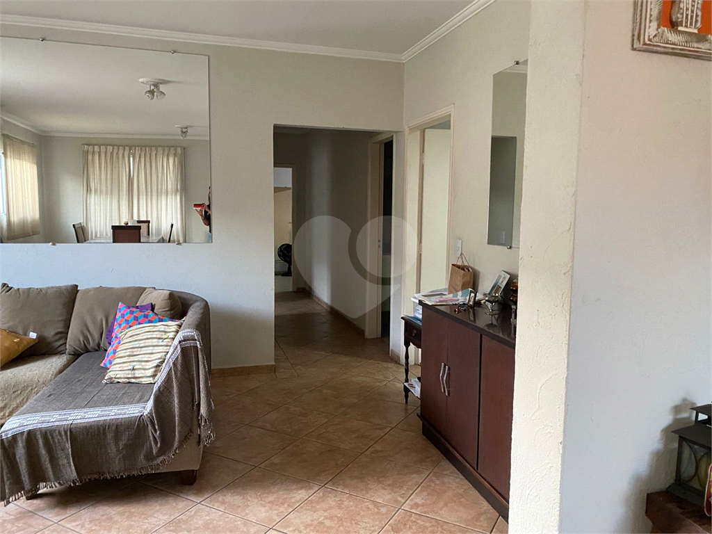 Casa de Condomínio à venda com 3 quartos, 231m² - Foto 13