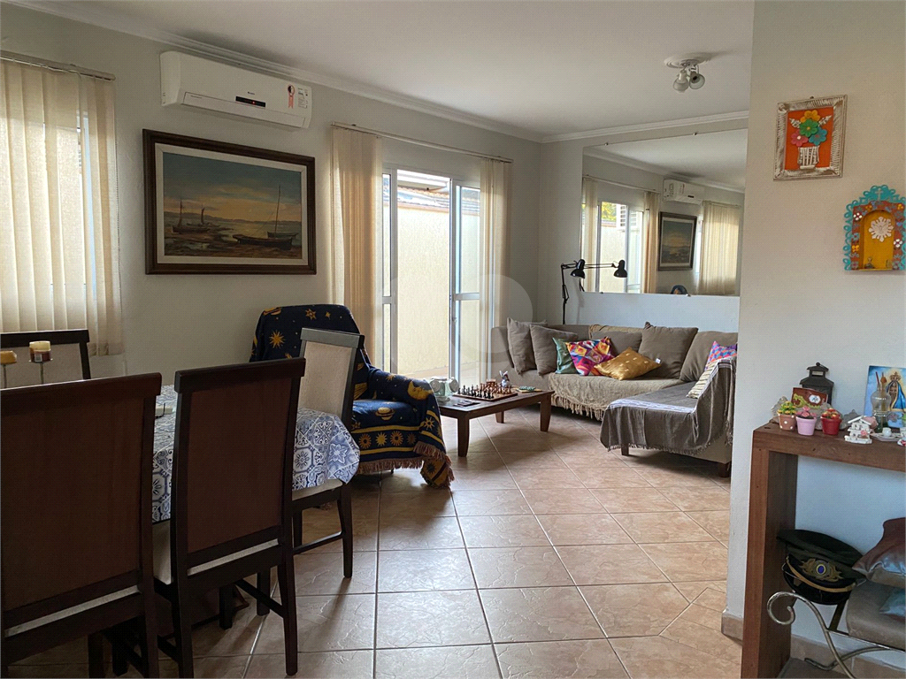 Casa de Condomínio à venda com 3 quartos, 231m² - Foto 9