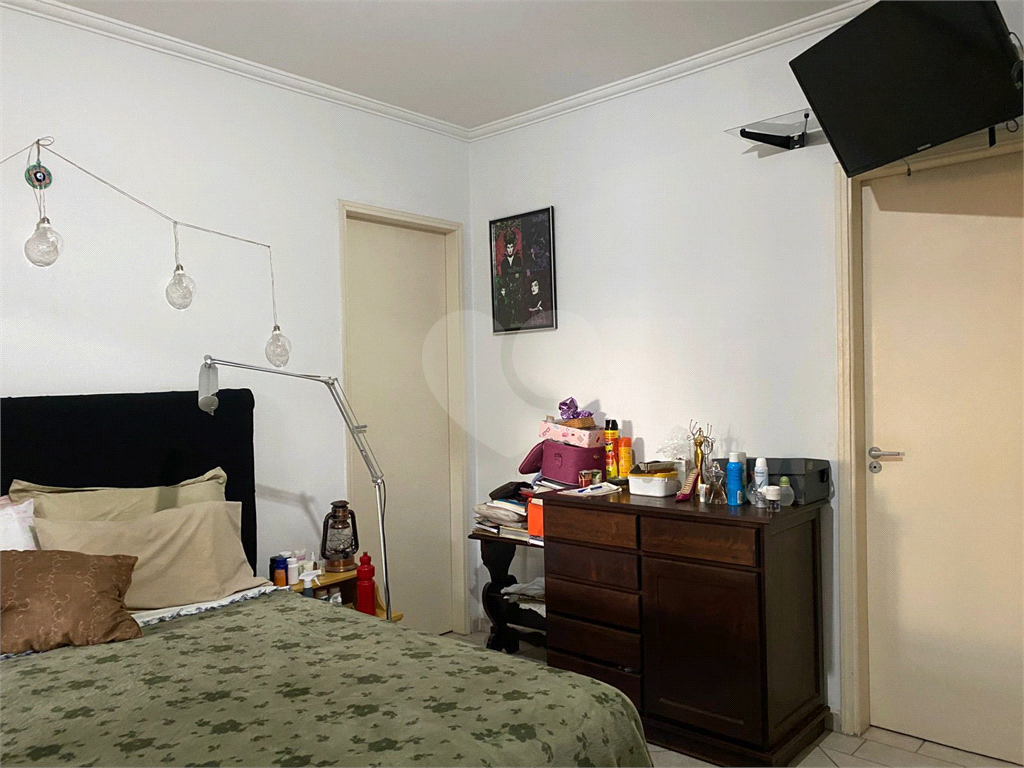 Casa de Condomínio à venda com 3 quartos, 231m² - Foto 21