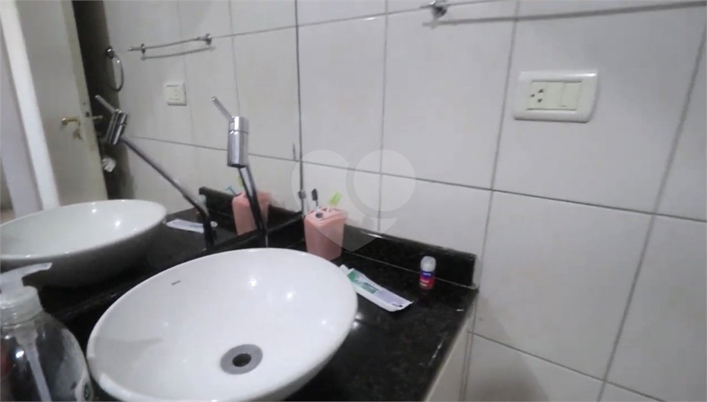 Apartamento 02 dormitórios e 01 vaga de garagem - ila Dom Pedro II / Parada Inglesa - SP