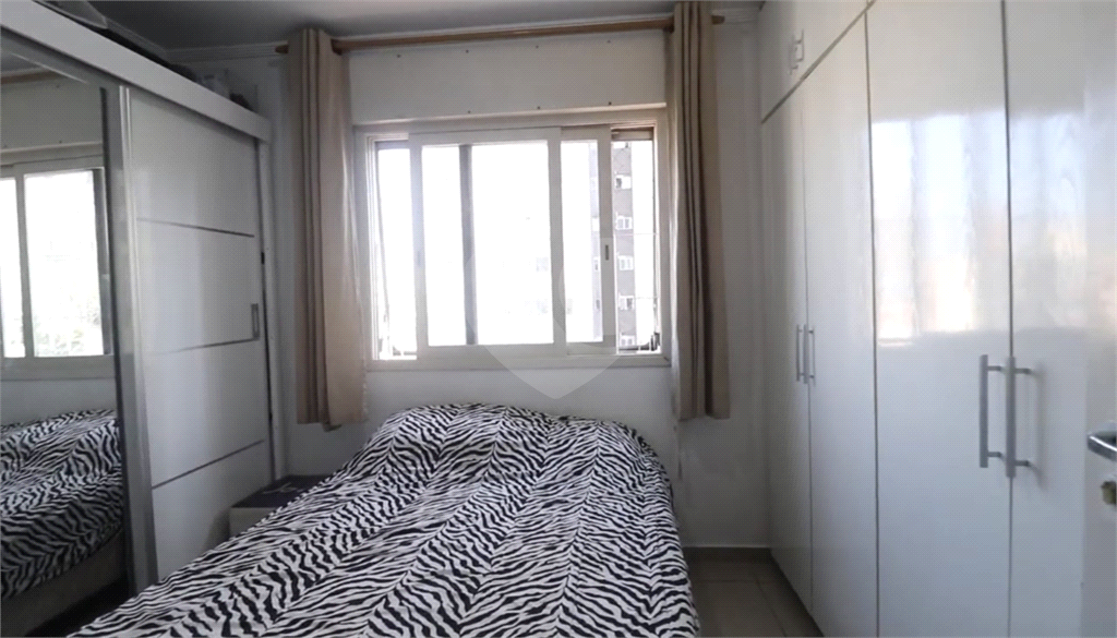 Apartamento 02 dormitórios e 01 vaga de garagem - ila Dom Pedro II / Parada Inglesa - SP
