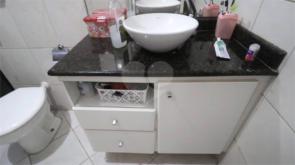 Apartamento 02 dormitórios e 01 vaga de garagem - ila Dom Pedro II / Parada Inglesa - SP