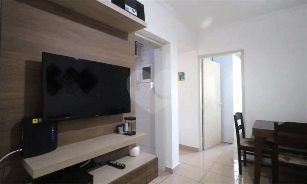 Apartamento 02 dormitórios e 01 vaga de garagem - ila Dom Pedro II / Parada Inglesa - SP
