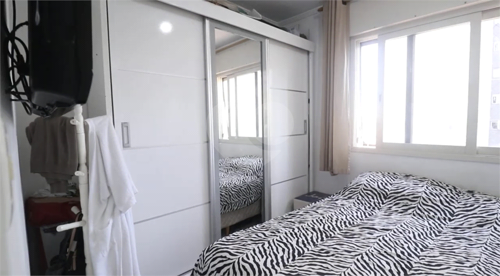 Apartamento 02 dormitórios e 01 vaga de garagem - ila Dom Pedro II / Parada Inglesa - SP