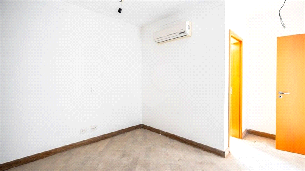 Apartamento à venda com 4 quartos, 335m² - Foto 8