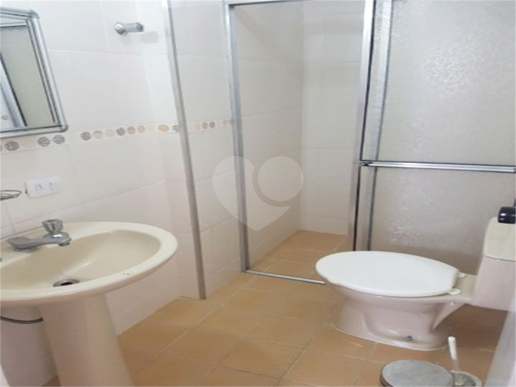 Apartamento à venda com 2 quartos, 65m² - Foto 19