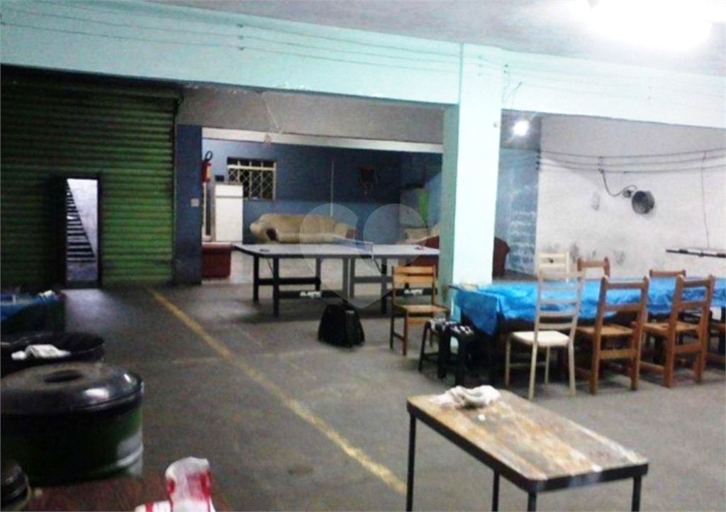 Prédio Comercial Monteiro Lobato