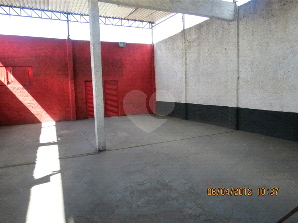 Prédio Comercial Monteiro Lobato