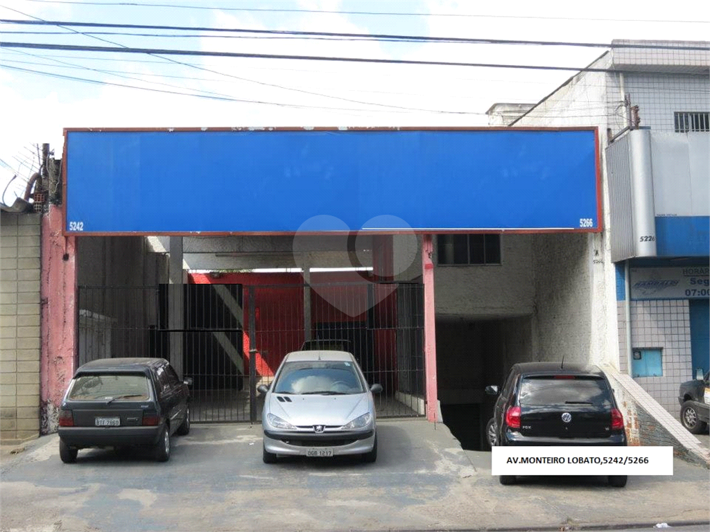 Prédio Comercial Monteiro Lobato