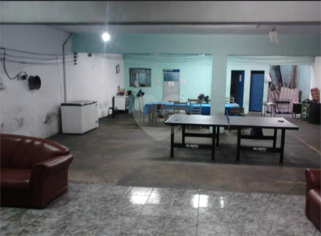 Prédio Comercial Monteiro Lobato