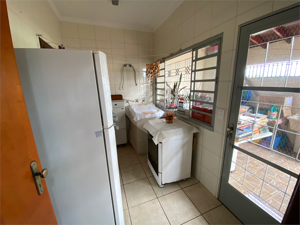 Casa à venda com 3 quartos, 180m² - Foto 35