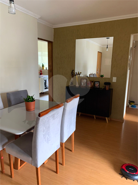 Apartamento à venda com 3 quartos, 65m² - Foto 2