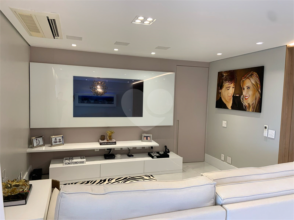 Apartamento no Martese Vila Leopoldina de 174m2 com 02 suítes e 03 vagas.