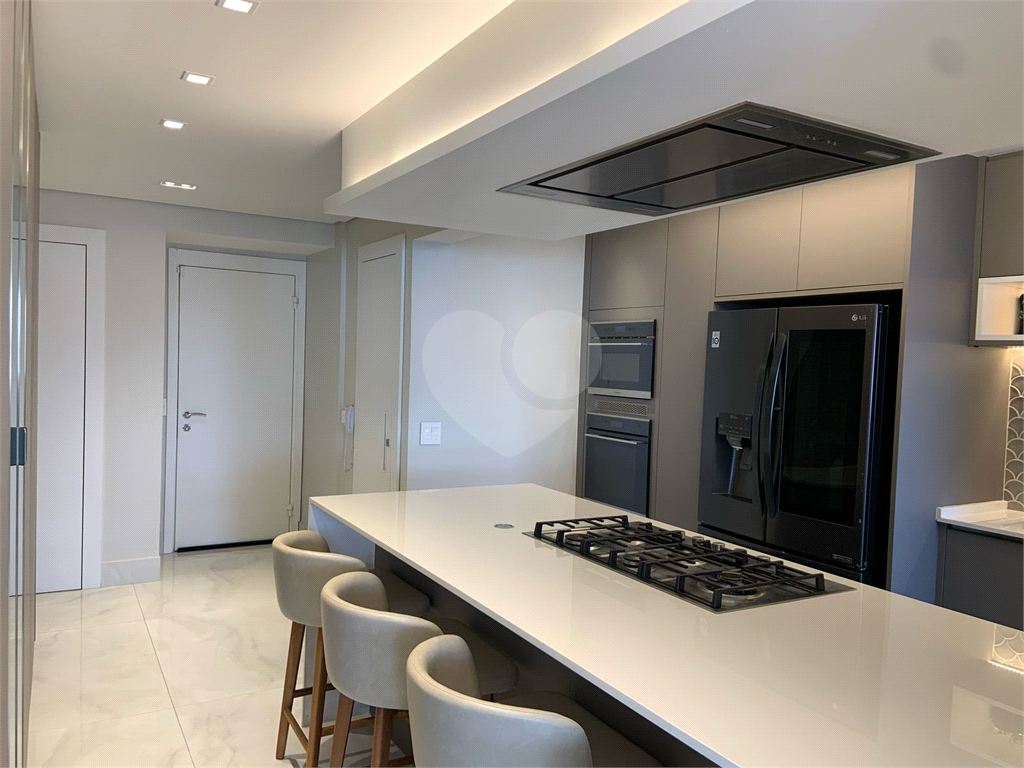 Apartamento no Martese Vila Leopoldina de 174m2 com 02 suítes e 03 vagas.