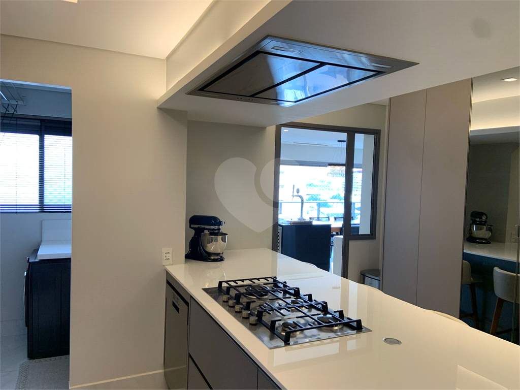 Apartamento no Martese Vila Leopoldina de 174m2 com 02 suítes e 03 vagas.