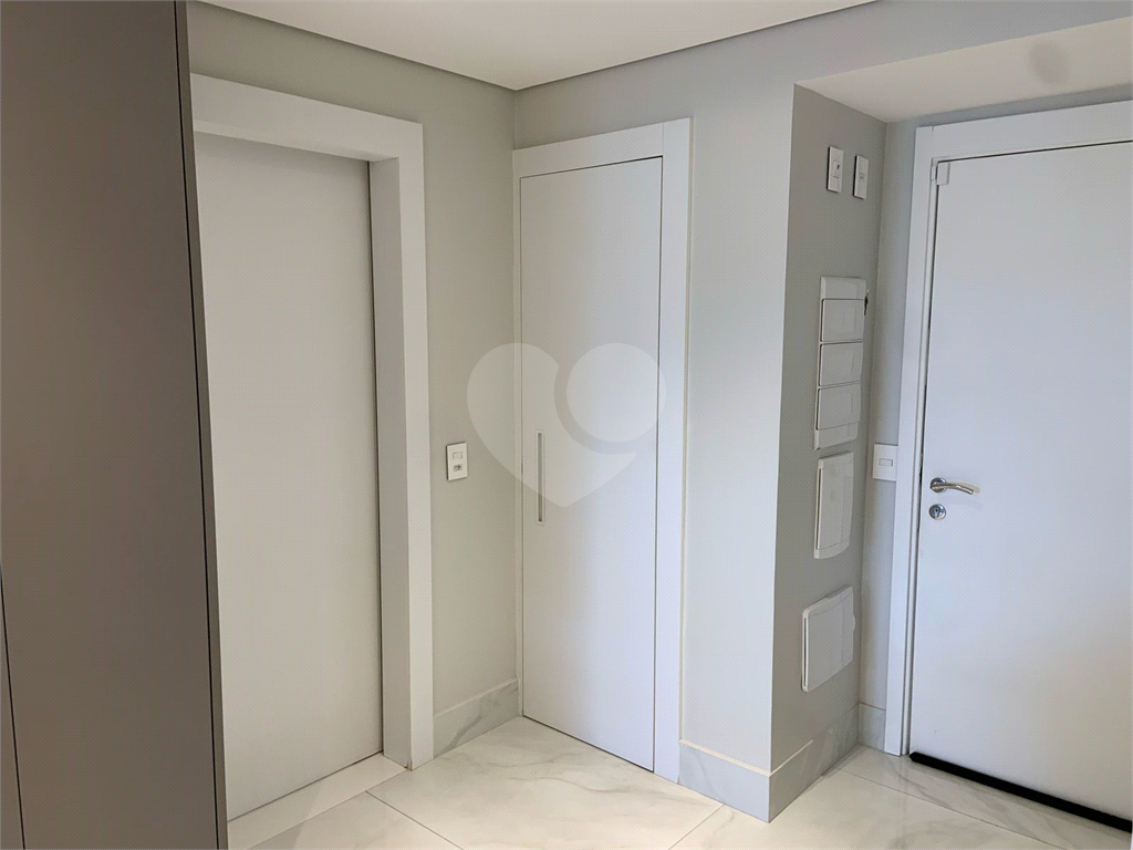 Apartamento no Martese Vila Leopoldina de 174m2 com 02 suítes e 03 vagas.