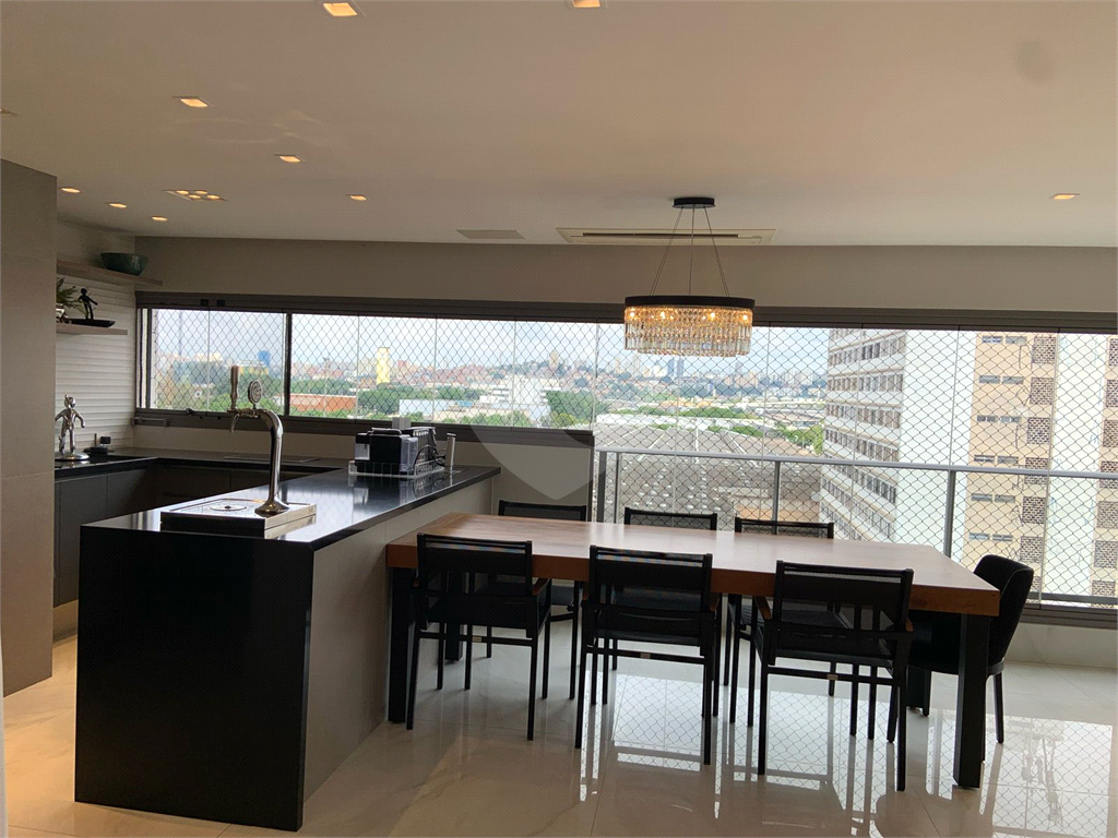 Apartamento no Martese Vila Leopoldina de 174m2 com 02 suítes e 03 vagas.