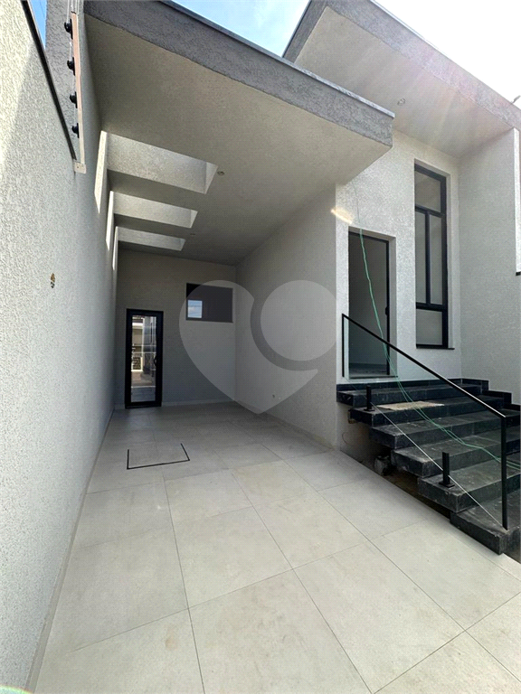 Casa à venda com 3 quartos, 137m² - Foto 2