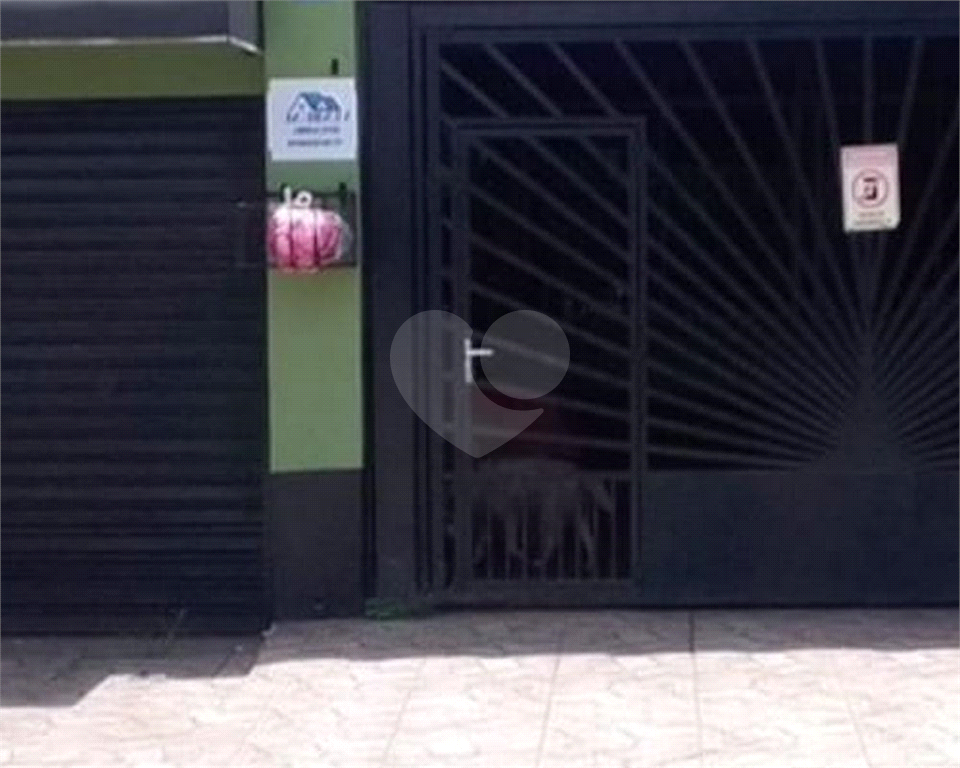 Casa Térrea a Venda em Guarulhos