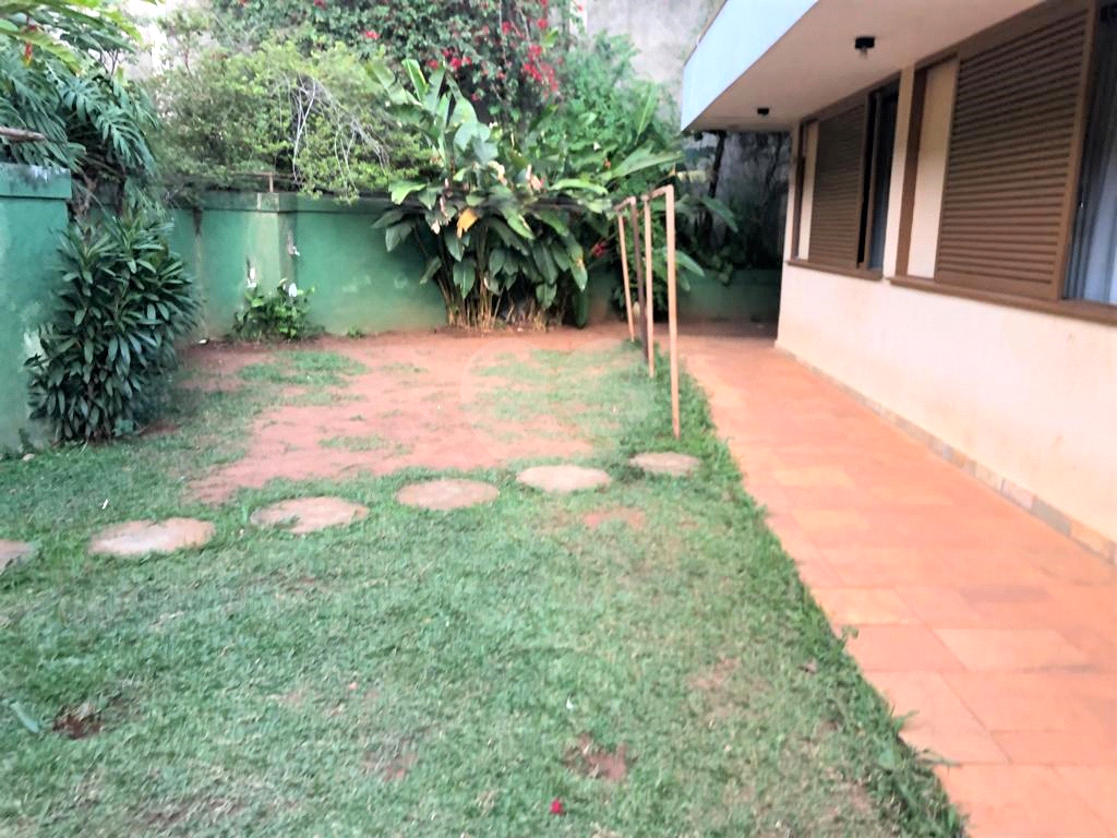 Casa à venda com 6 quartos, 1058m² - Foto 38