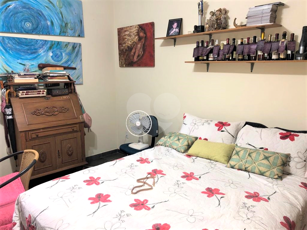Casa à venda com 6 quartos, 1058m² - Foto 11