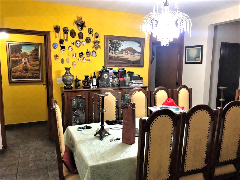 Casa à venda com 6 quartos, 1058m² - Foto 6