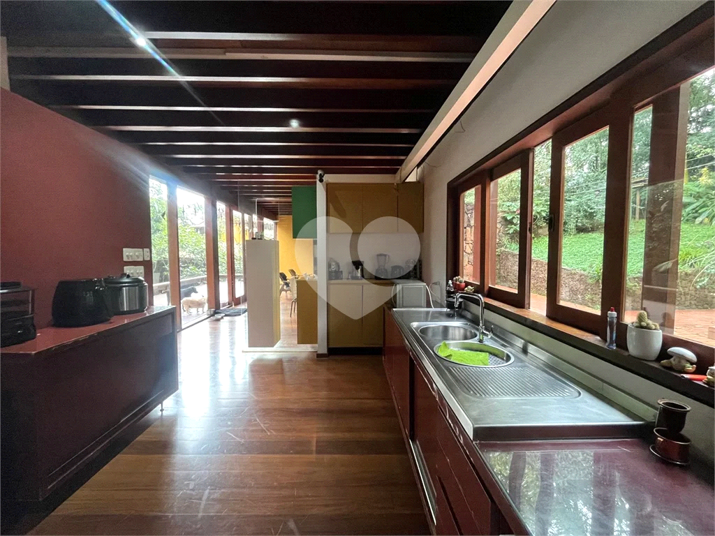 Casa de Condomínio à venda com 3 quartos, 290m² - Foto 8