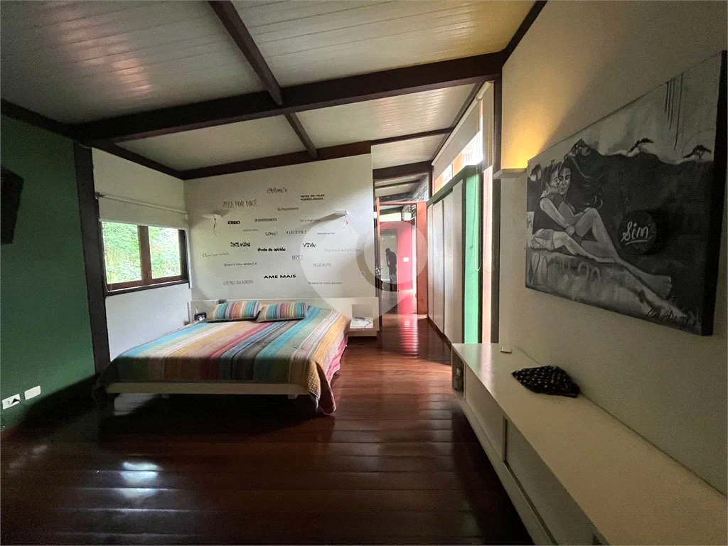 Casa de Condomínio à venda com 3 quartos, 290m² - Foto 14