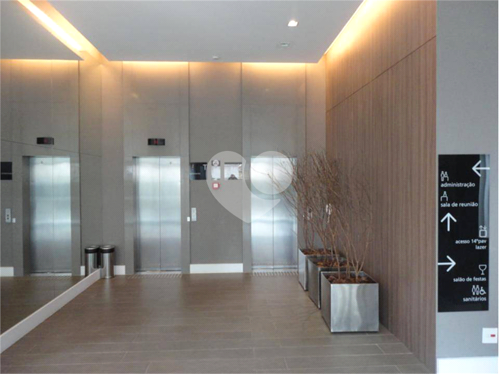 Apartamento  Studio em Perdizes 30 metros 1 vaga, mobiliado