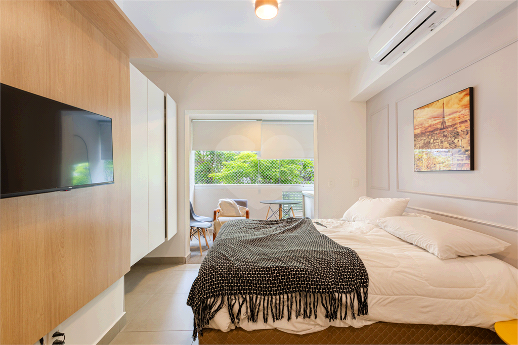 APARTAMENTO em VILA MADALENA