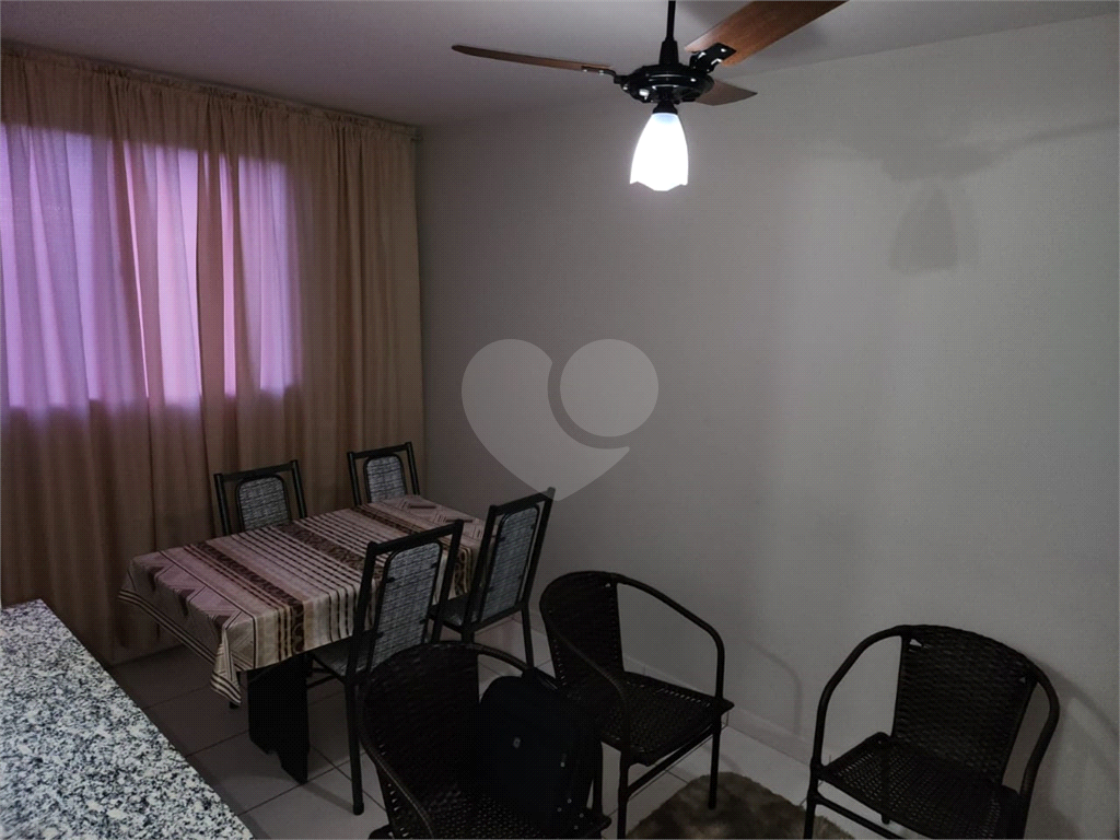 Apartamento à venda com 2 quartos, 56m² - Foto 3