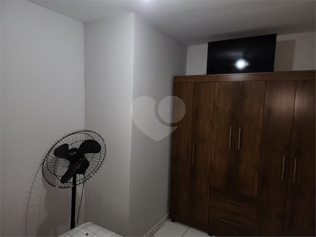 Apartamento à venda com 2 quartos, 56m² - Foto 25