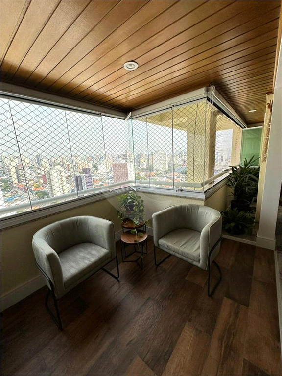 Apartamento "porteira fechada" à venda com varanda gourmet no Centro de Santo André