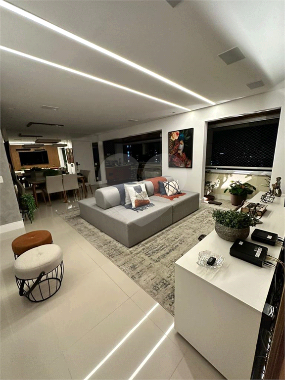 Apartamento "porteira fechada" à venda com varanda gourmet no Centro de Santo André