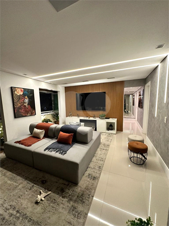 Apartamento "porteira fechada" à venda com varanda gourmet no Centro de Santo André