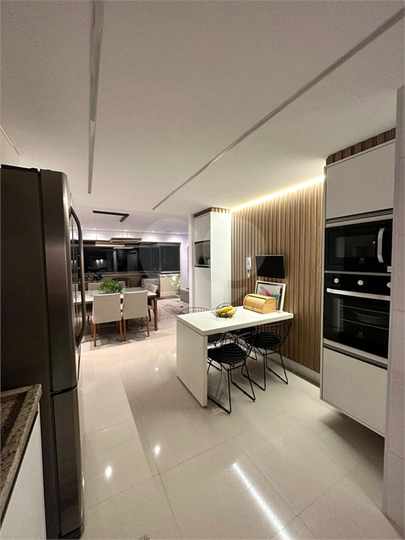 Apartamento "porteira fechada" à venda com varanda gourmet no Centro de Santo André