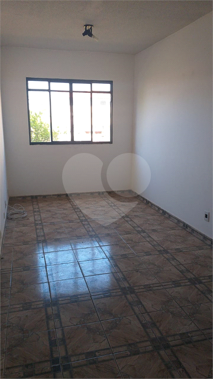 Apartamento à venda com 3 quartos, 70m² - Foto 1