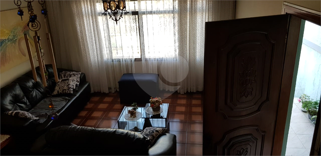Sobrado na região da Vila Medeiros. 