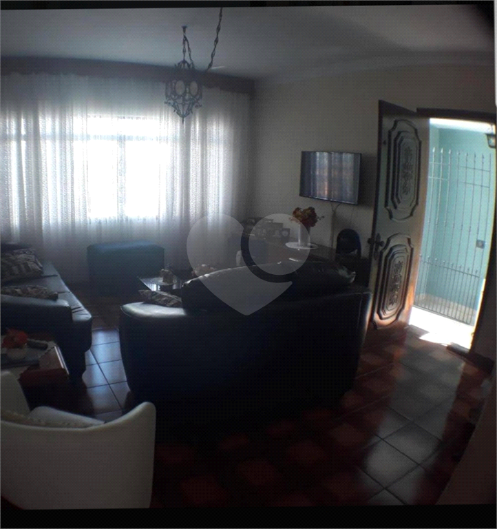 Sobrado na região da Vila Medeiros. 
