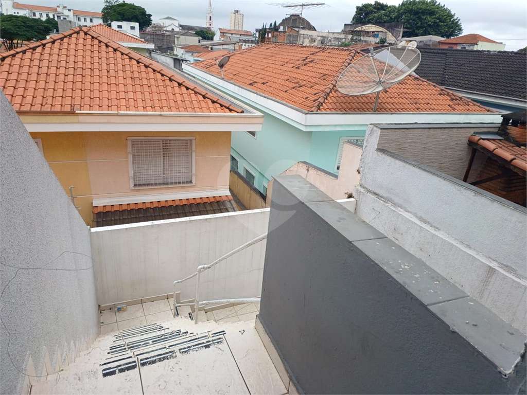 Sobrado a venda e locação no bairro da Vila Constança 