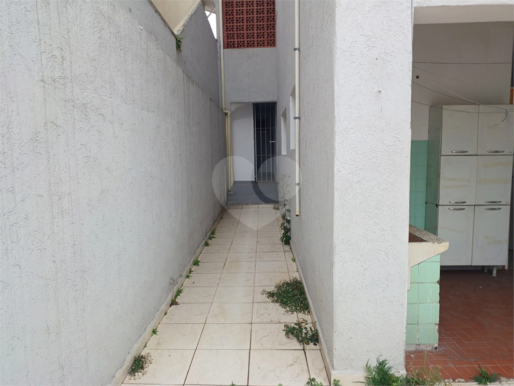 Sobrado a venda e locação no bairro da Vila Constança 