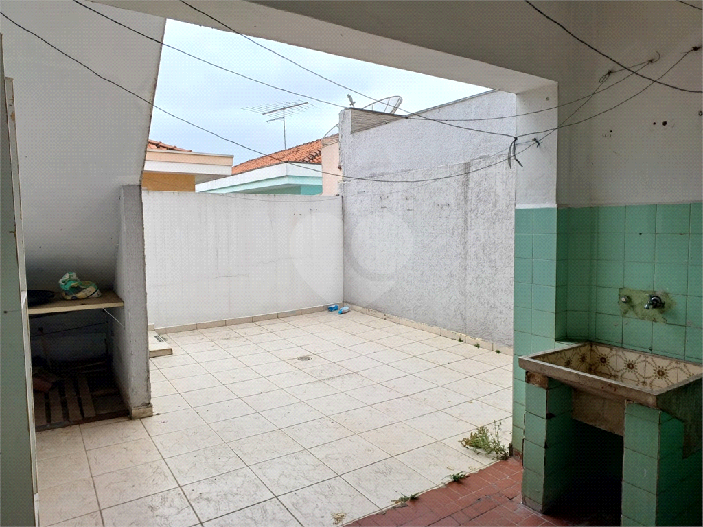 Sobrado a venda e locação no bairro da Vila Constança 