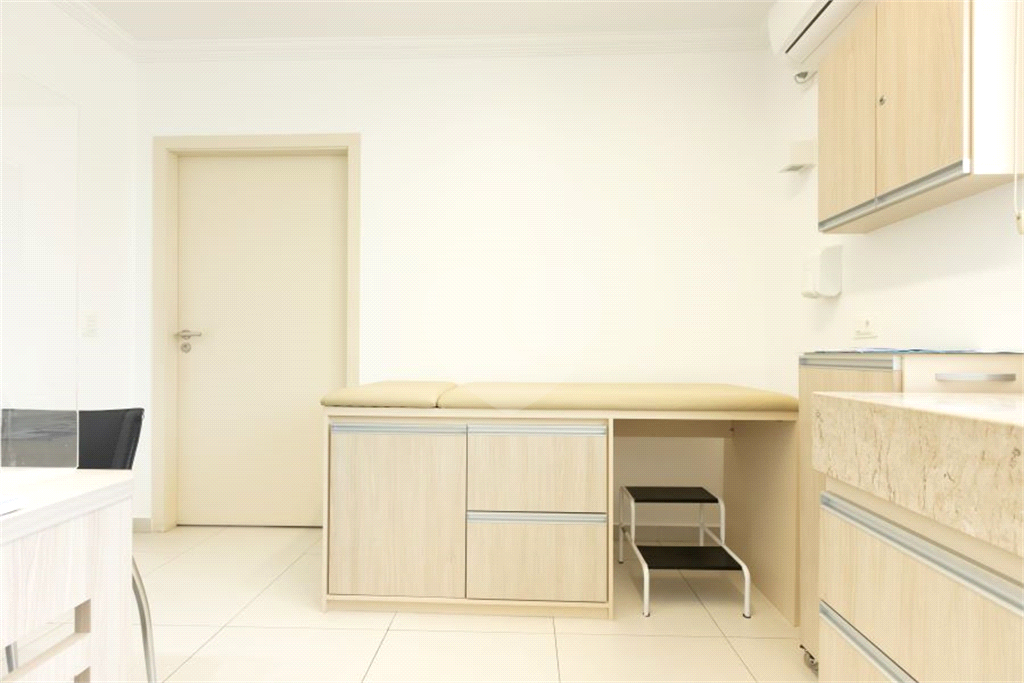 Casa à venda com 7 quartos, 155m² - Foto 27