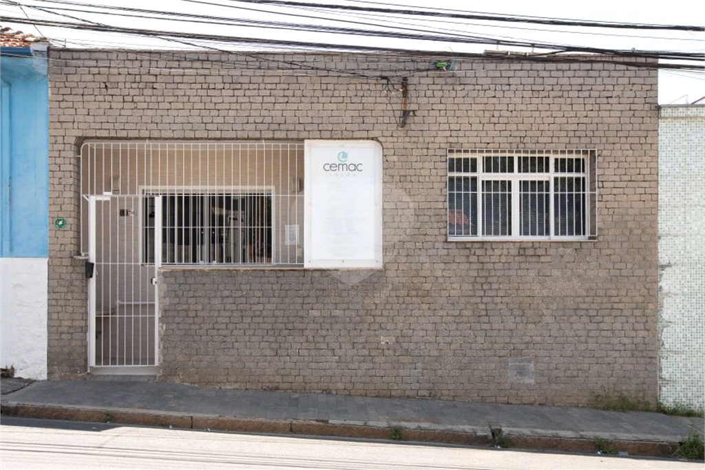 Casa à venda com 7 quartos, 155m² - Foto 1