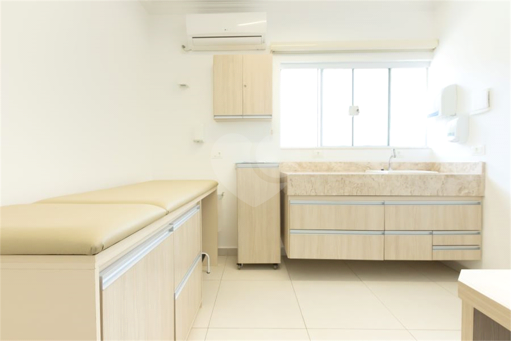Casa à venda com 7 quartos, 155m² - Foto 28